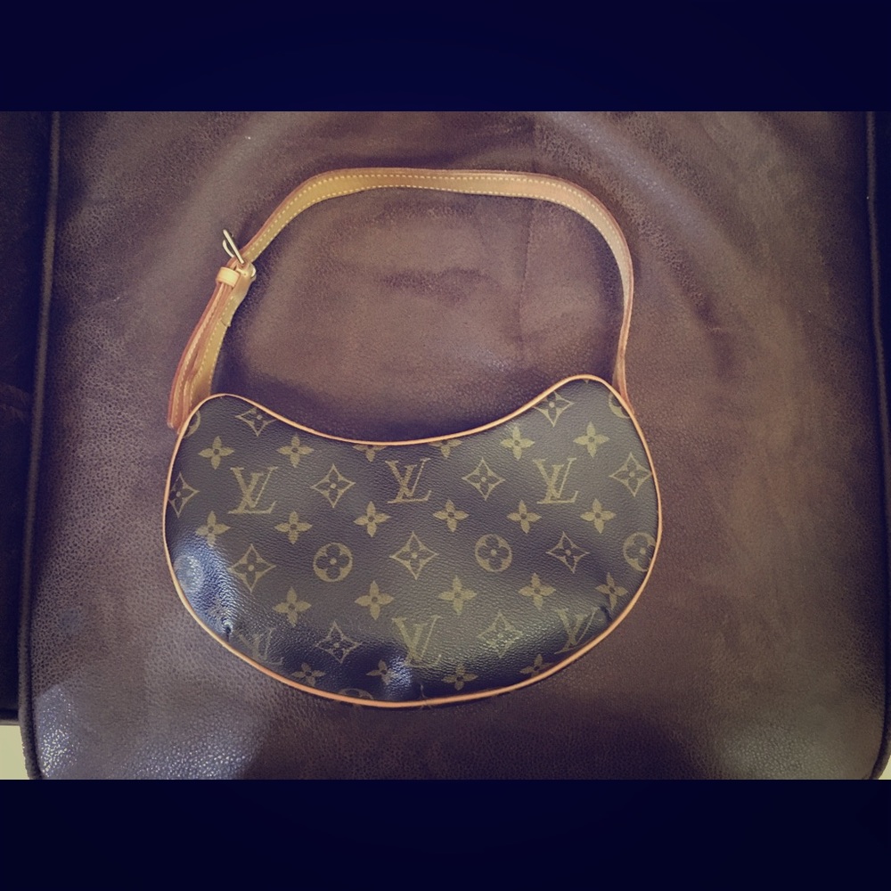 Louis Vuitton purse